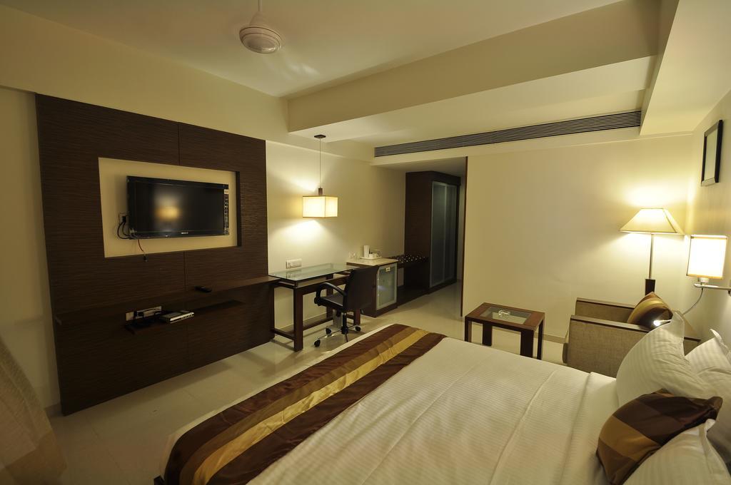 Le Grande Residency -Unmarried Couples Are Not Allowed Ahmedabad Esterno foto