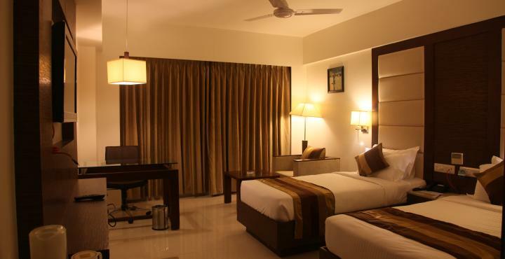 Le Grande Residency -Unmarried Couples Are Not Allowed Ahmedabad Esterno foto