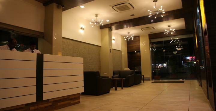 Le Grande Residency -Unmarried Couples Are Not Allowed Ahmedabad Esterno foto
